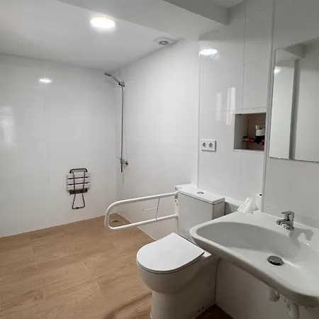 Gran Loft En Planta Baja En El Centro De Valencia